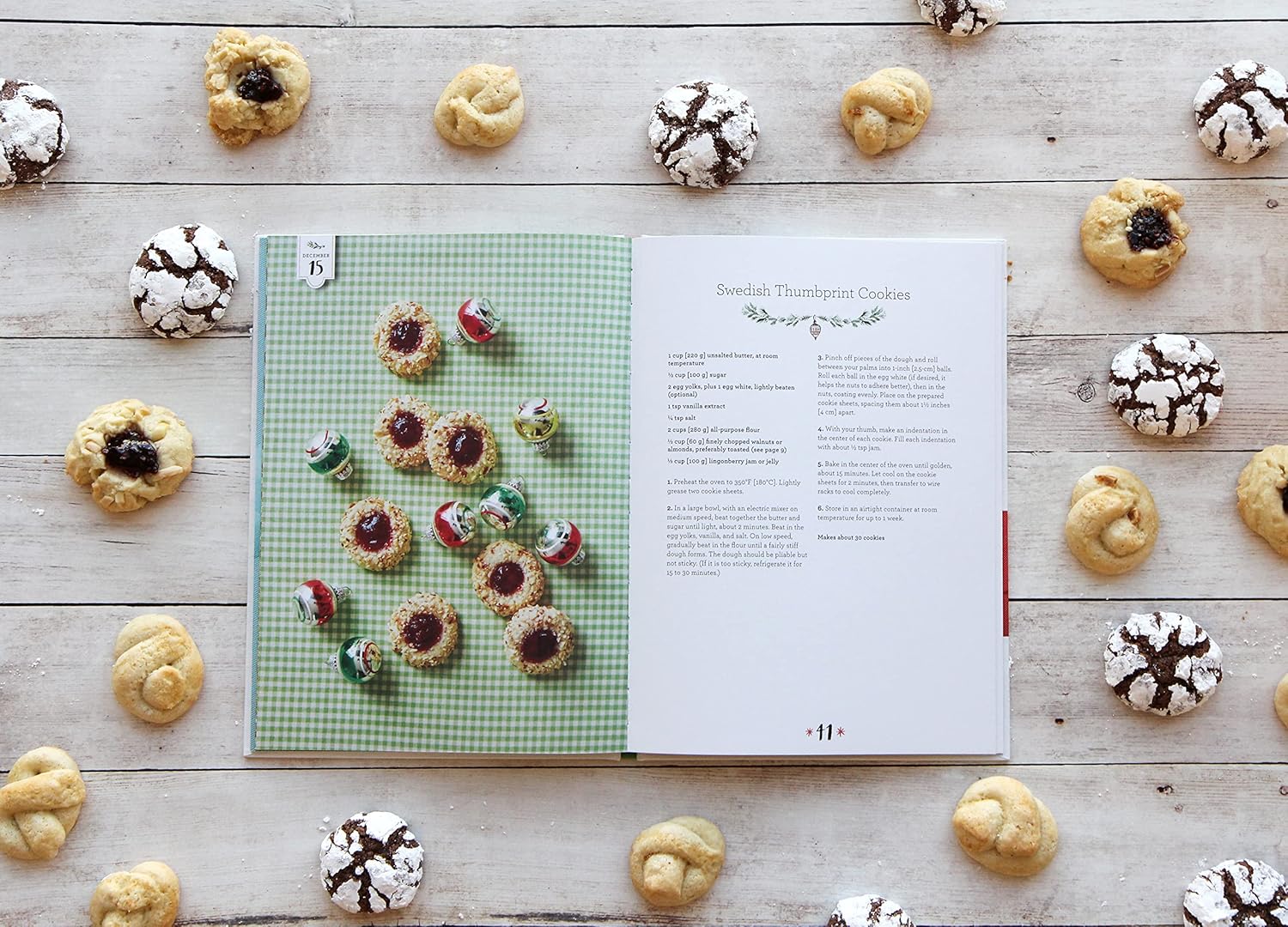 Cookie Advent Cookbook: With 24 Festive Recipes