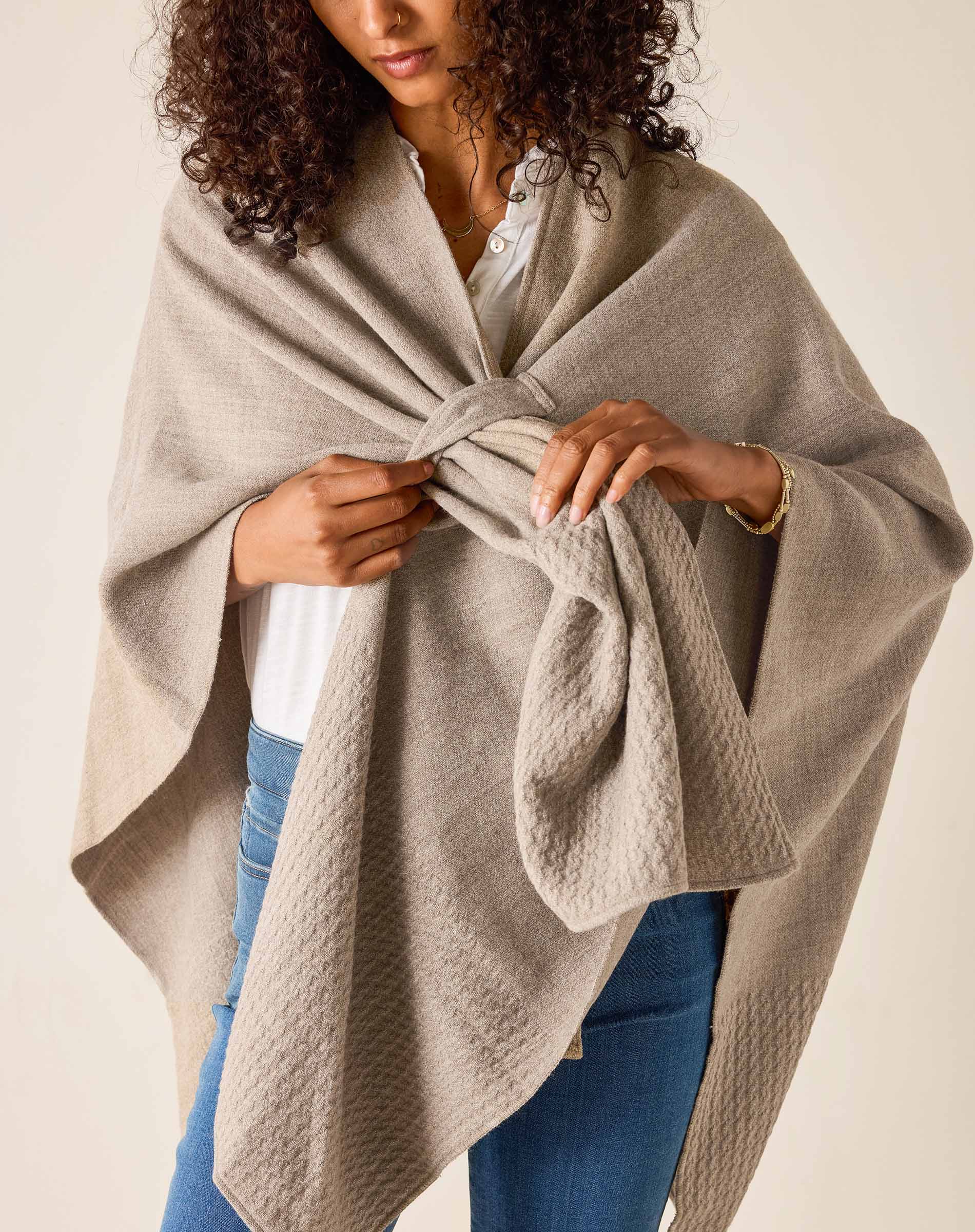 Modern Travel Wrap