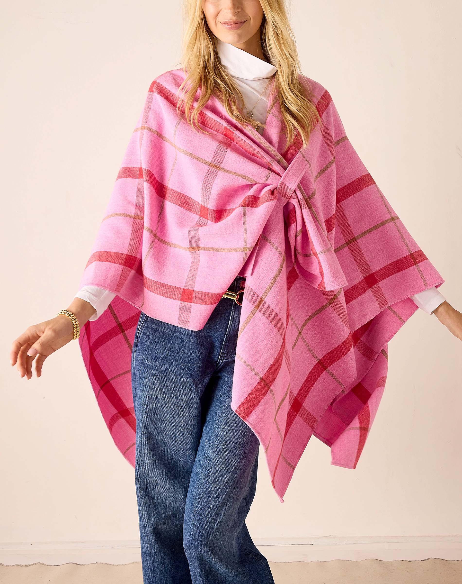 Modern Travel Wrap