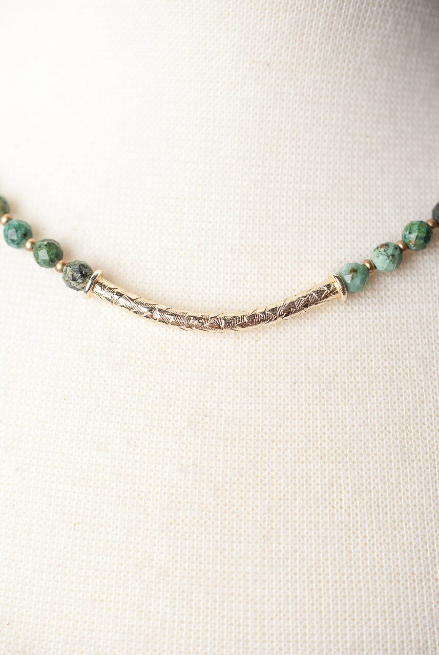 Tranquil Gardens Bar Necklace
